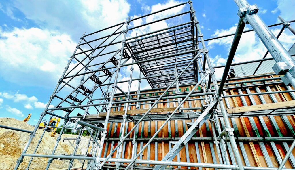 鉄筋の建設物